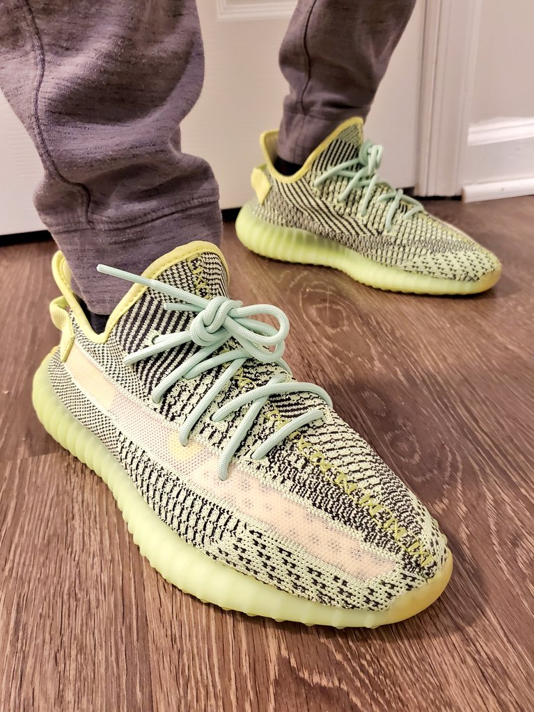 susd4life's tweet image. i started going to the gym again. having a few options at home kinda gets the point across, but isn't the same... (sep 15, 2020) 
#adidas #boostislife #3stripesstyle #yeezy350 #sneakerheartz #prowrestlingtees #allelitewrestling #aew #scu #yeezreel