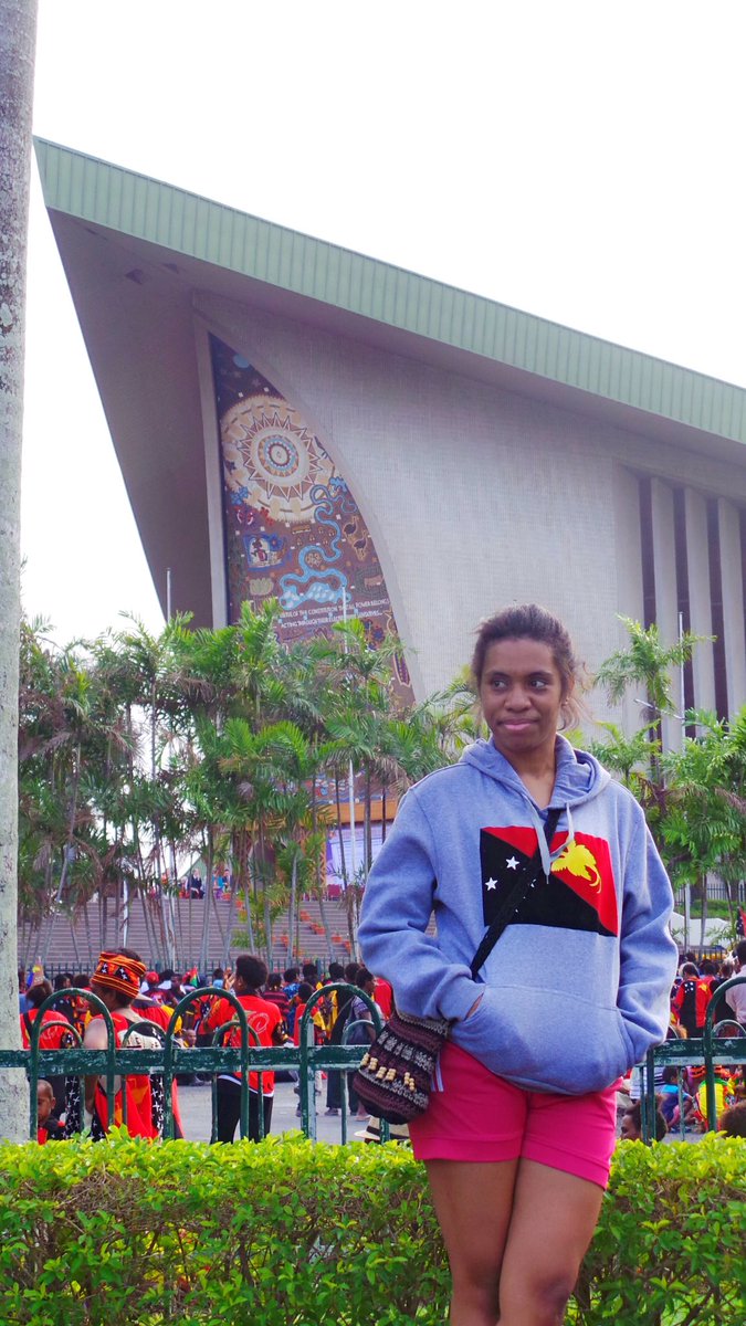 dazzlin_frog's tweet photo. Happy 45th Independence Papua New Guinean❤️🇵🇬❤️ through so many ups & downs we still are proud to show off our Red, Black & Gold color as an Independent State we are as freedom is Luxury not enjoyed by some #larimStyleKumulKarimYuNaFly🇵🇬❤️ #CheersTo45years💪🏽✌🏽 https://t.co/oZoKJEbvld