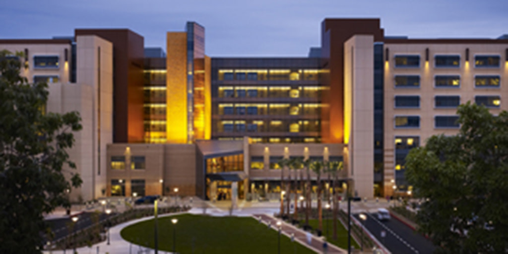 It's not too late to light up orange 🧡 for #WorldPatientSafetyDay! Illuminate your #hospital, office building, local monument or even your home with orange lights on September 17! Tag us in your photos using #uniteforsafecare

📷: <a href="/UCIrvineHealth/">UCI Health</a>