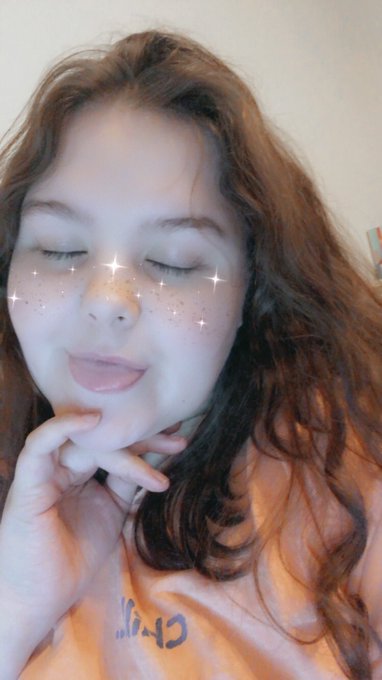 iPhone cameras just do it better on snap https://t.co/p8vO8hJHxh<a href="/tag/newprofilepic"class="tags"><span>#newprofilepic</span></a>