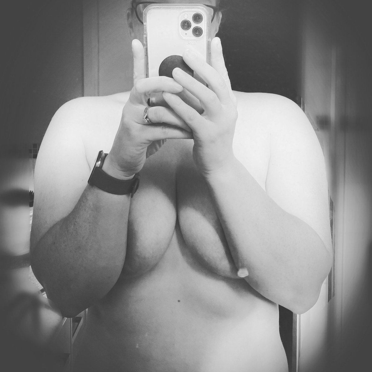 CharliRoseRed1's tweet photo. @OnlyFansLink @OnlyFansPromoRT @Babbyygirlxoxo Uncensored available now!! 

https://t.co/QOj4lqUrEM

Daily free Posts
Topless
🌹Exclusive customs available:
🔥Nudes
🔥Kinky/fetish
🔥Videos

milf hotwife hotmilf boobs aussiemilf poledancer tattoos tattooedchick tattooedwomen piercedchicks piercednipple kinkychick heelsfetish https://t.co/htapO5jBys