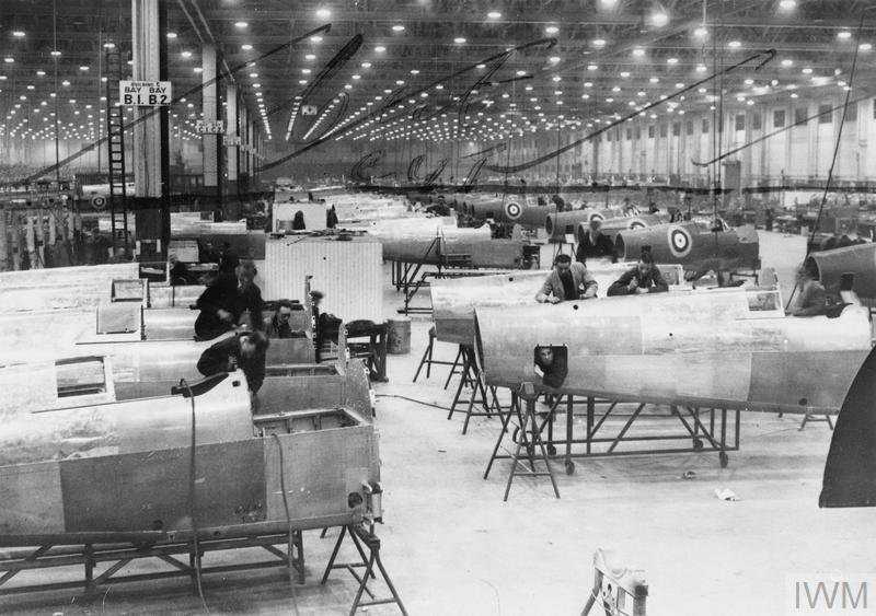 There was also those constructing & manning the vast network of land defences that were being build to stop any prospective invasion & those working in the fields, factories & shipyards that kept Britain's war effort going.The  #BattleOfBritain was simply a huge, national effort.