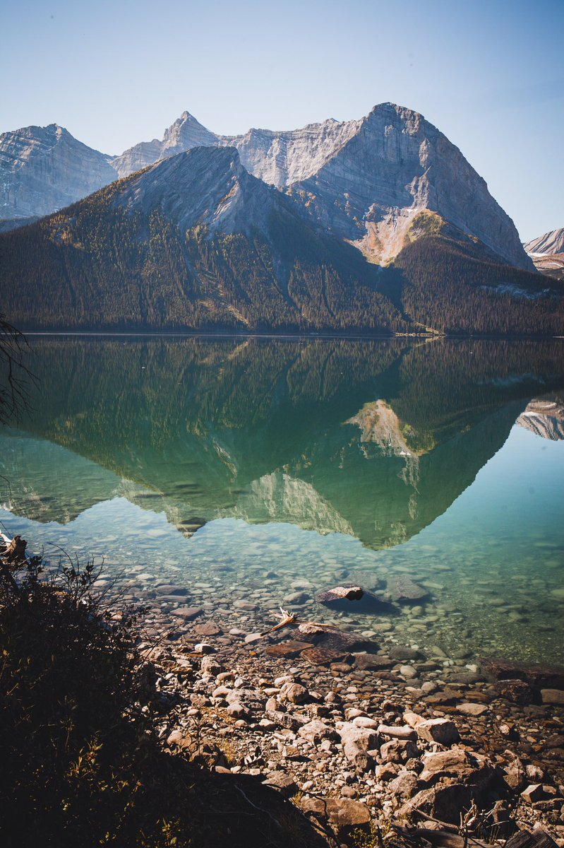 Aliciahphoto's tweet photo. A few from Upper Kananaskis Lake. Stunning from every angle! 🤩⛰💕 #travelalberta #photography #canada #hiking #landscape https://t.co/uSL3brCcnX