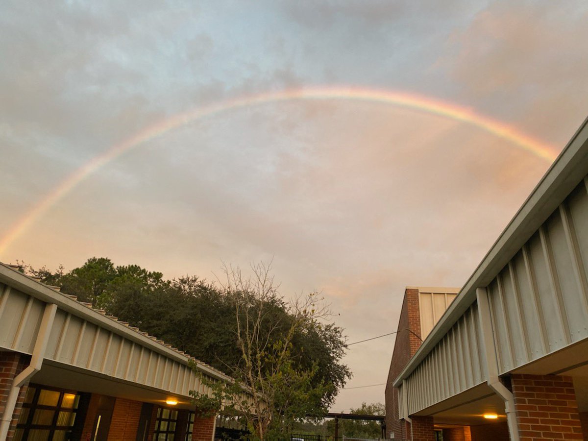 OSEPanthers's tweet photo. A rainbow to start our day full of promise at Ocala Springs. #SmallPawsTakeGiantSteps #OSEPromise https://t.co/LXfTE7dAag