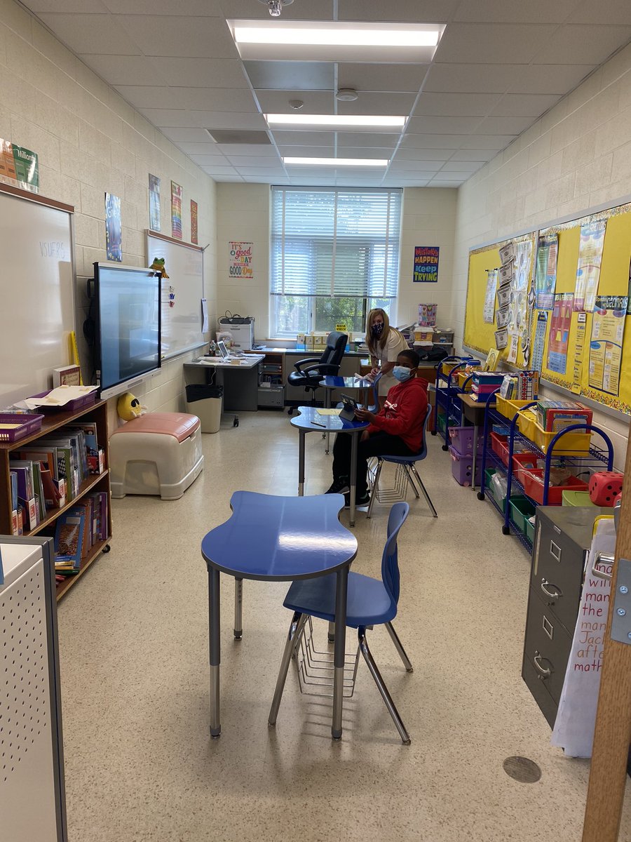 Shaw Avenue School tweet media