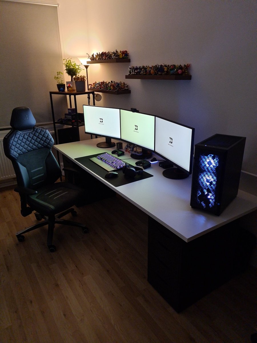 OufiKnoufi's tweet image. Ich muss schon sagen, ich hab Ihn erst seit gestern, aber ich kann jetzt schon nicht mehr ohne meinen #backforceone 😍 sehr sehr angenehm! Hoffe er hält was er verspricht :) Projekt #gamingroom ist nun vorerst mal abgeschlossen, hab aber schon die nächsten Ideen 🤓 @Backforce_gg