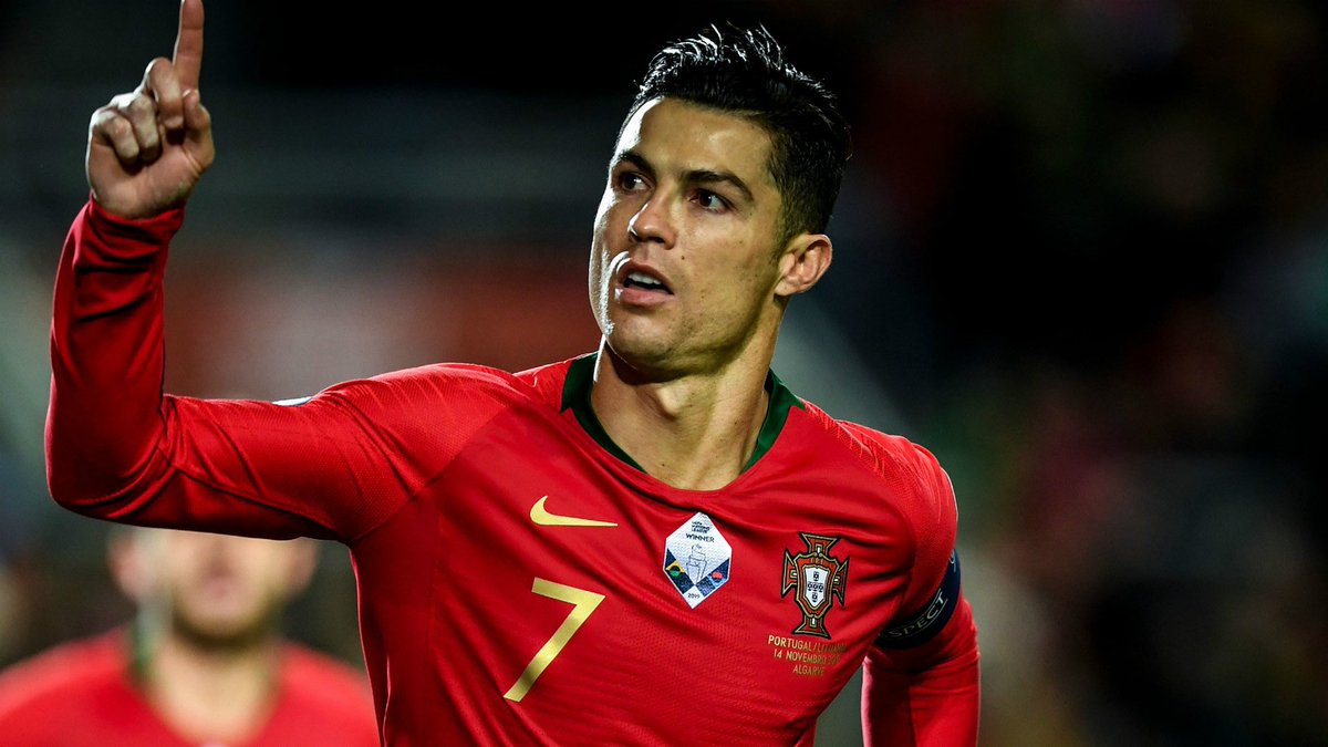 رونالدو يدخل التاريخ كأول لاعب أوروبي يتخطى حاجز ال١٠٠ هدف مع منتخب بلاده