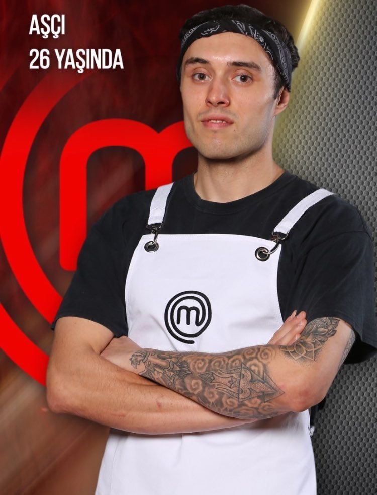 Bi gitsende şu meymenetsiz suratını gormek zorunda kalmasak #masterchefturkiye