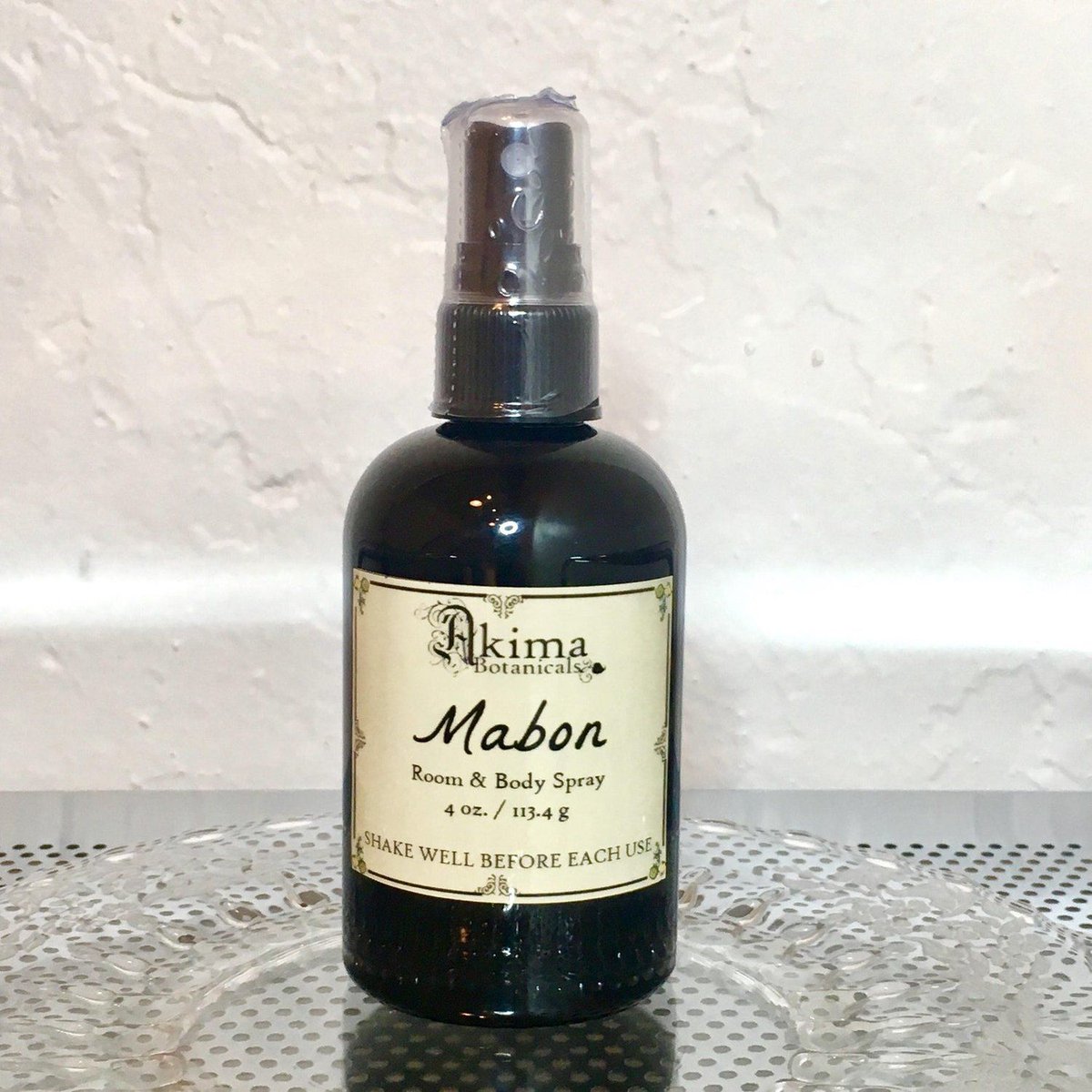 AkimaBotanicals's tweet photo. Seasonal Fragrance #Sale: 15% off #MABON #Perfume &amp; #RoomSpray
Experience the aroma the ancient Celtic celebration of the #AutumnEquinox. Scent notes: apple, fig, spiced pumpkin, sweet oat, oak, &amp; incense.
#giftsforher #indieperfume #witchy #falliscoming 
https://t.co/fDDEqRm6hD https://t.co/Y8V1yvCWOd
