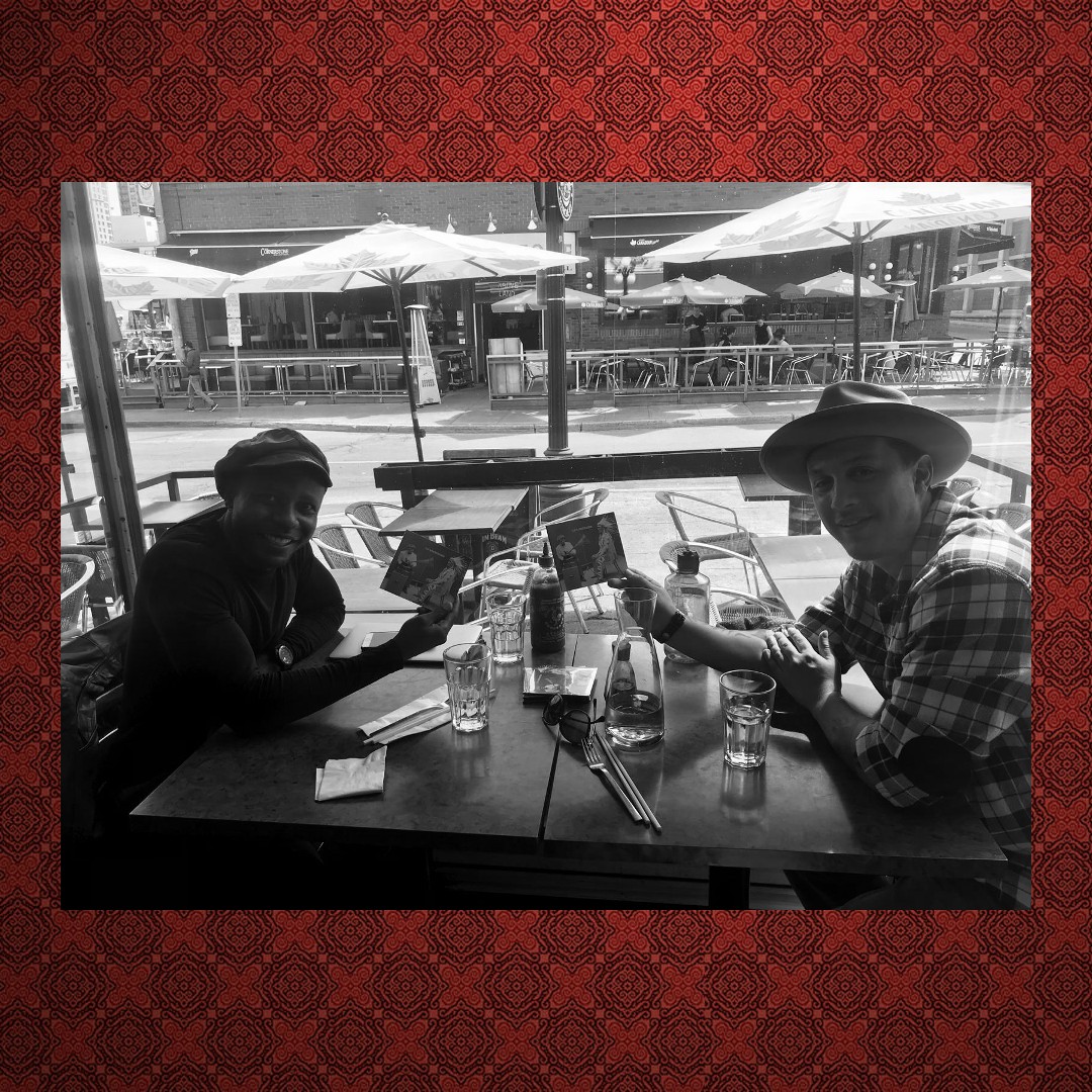 Hey yo la famille ! Voici le seul, l'unique, un artisan de la paix, un artiste qu'on ne présente plus. Son album Le Messager fête 1e année 🎉🎈
Joignez-vous à <a href="/larmureduson/">L'Armure du Son</a> pour envoyer plein de force à...
⠀
⭐️⭐️⭐️ @SamianOfficiel ⭐️⭐️⭐️