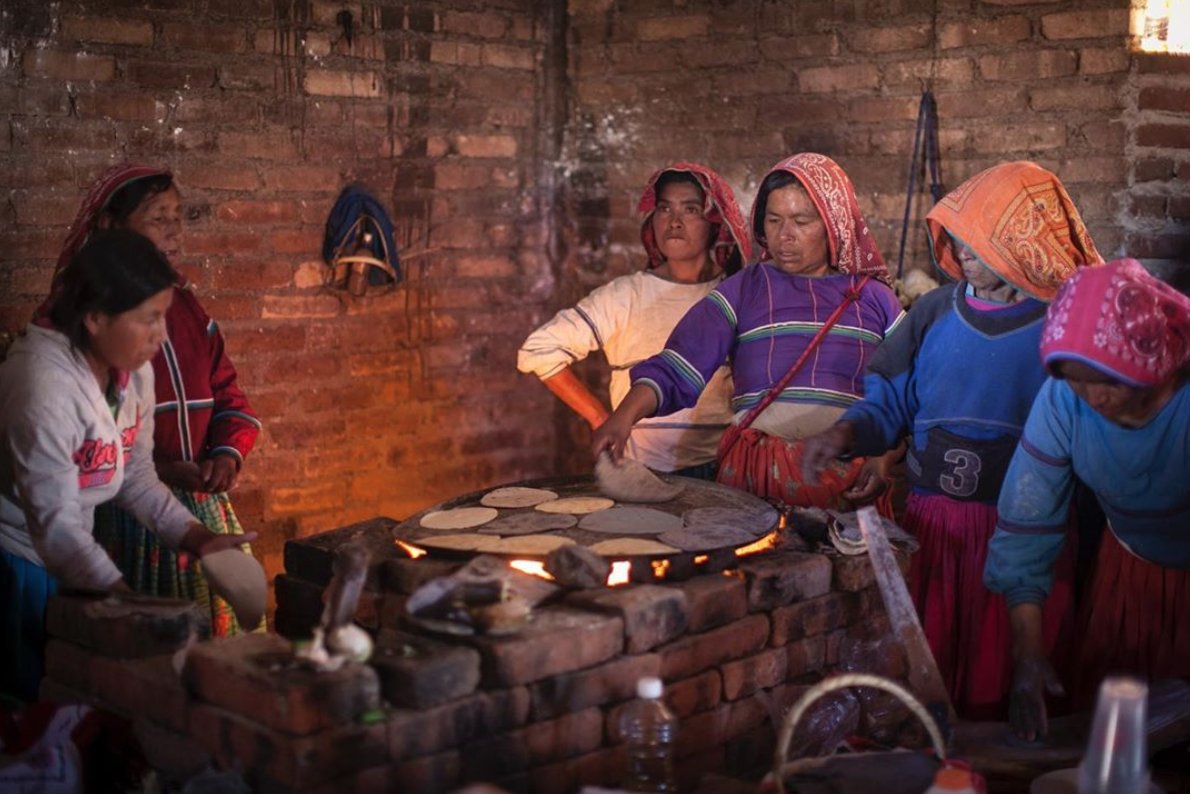 Claudia López, fotógrafa del Colectivo Mirada Tapatía.Sin duda, su mirada está enfocada en la descentralización de la lucha y en la cotidianidad de la vida.IG:  https://www.instagram.com/claudiatres/&nbsp;