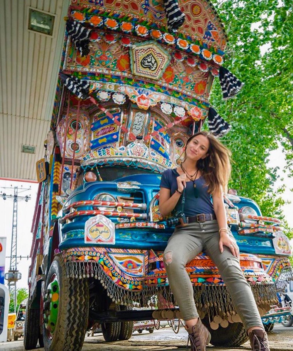 Do you wanna take a picture with decorated Truck?? #VisitPakistan. 
International tourists are attracted & fascinated by #TruckArt, decorated by paintings, 
in #Pakistan. Truck art has become one of Pakistan's best known cultural exports & offshoot toy.
#GirlsonTruck #Travelgirls