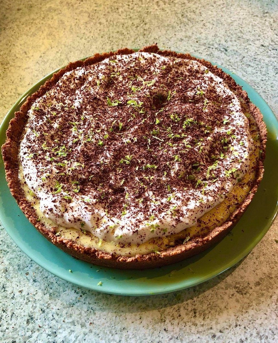 SimplySimonsTv's tweet photo. Look at this beauty! Paul Keogh got in touch on Facebook to show us how his Key Lime Pie turned out. Ordered from Simply Simon's range on #DropDish. Fresh ingredients & recipe delivered right to his door. #simplysimons #dropdish #cookathome #mealkits
https://t.co/EmhJeLnj9f https://t.co/Gw29YtgEv7
