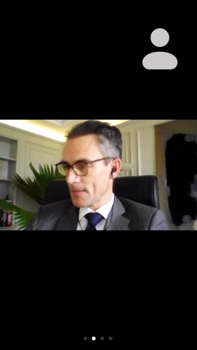 MEDEF_I's tweet photo. #Senegal : merci aux 80 entreprises qui ont pu échanger ce matin avec Amb. Philippe #Lalliot depuis #Dakar et @kamilsenhaji, VP Afrique de l’Ouest de @MEDEF_I et membre du comex de @ggeedu. Au prog. : la sécurité dans la région, les grands projets (TER, Diamnadio, Grand Tortue)! https://t.co/CUWmqGcK7q