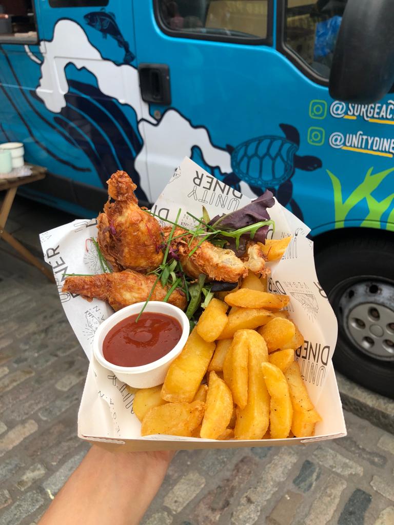 We were so pleased to have @unitydiner at both our #Camberley & #Guildford Market at the weekend😍 They will be back again at our upcoming market on the 19th of September in #WaltononThames with their amazing food including tofish and chips 🤤 surreyvegan.co.uk/walton-on-tham…