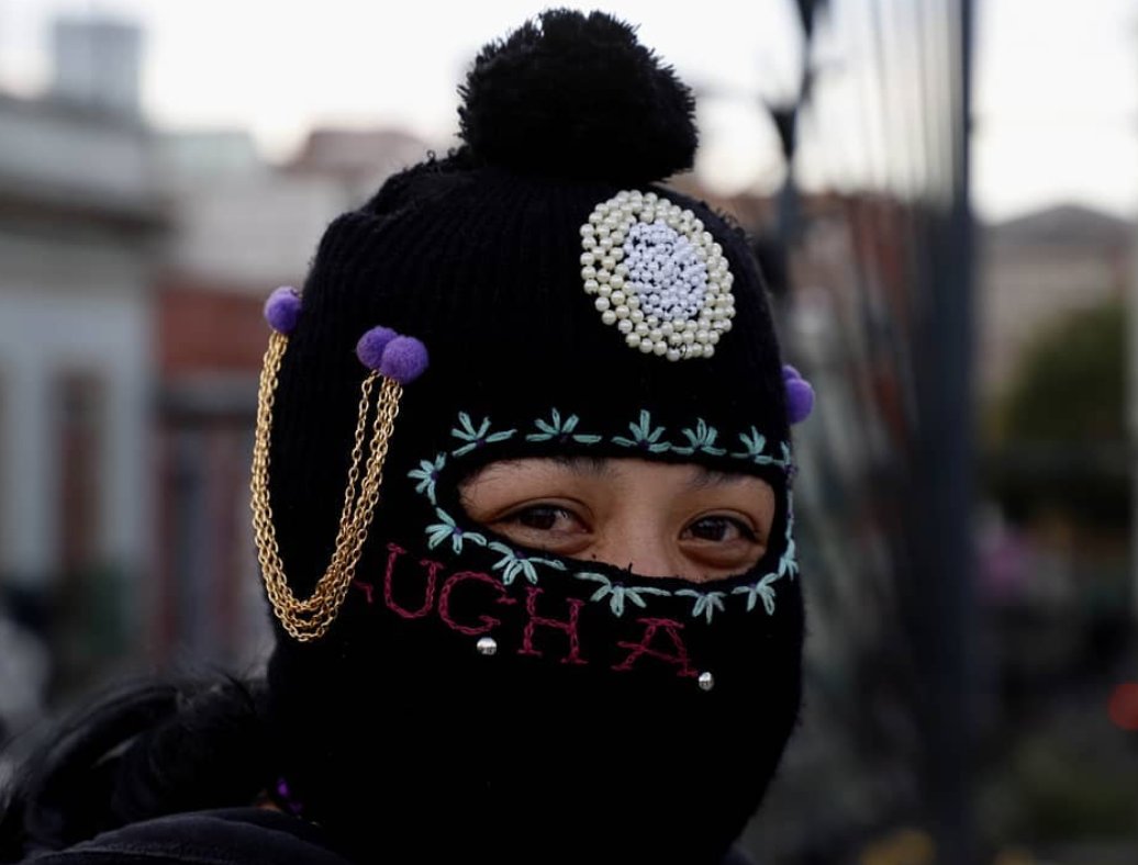 Gabriela Esquivel, fotógrafa.Hay en su trabajo un matiz de claros y oscuros que dan cuenta del incansable grito de miles de mujeres y personas que exigen sus derechos humanos y ni una más.IG:  https://www.instagram.com/gaby_esquivel/&nbsp;