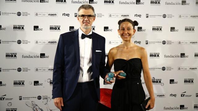 Ayer la gala <a href="/PremiosMax/">Premios Max</a>. Estamos muy orgullosos de haber realizado el guión y dirección artística de esta gala tan especial. Ha sido muy difícil por la situación, pero ha merecido la pena.Deseamos que os haya gustado, la hemos hecho con el corazón  #PremiosMax #PremiosMax2020