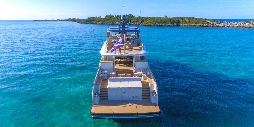 ManuplasLtd's tweet photo. When working on our latest #mega-yacht, Bikini, our years of experience and knowledge allowed us to recommend and supply a reliable and effective #fendering solution.
Read more here: https://t.co/NmHrxy6NKl
#UKmfg #ManufacturingUK #marine https://t.co/dB4XZQvZm7