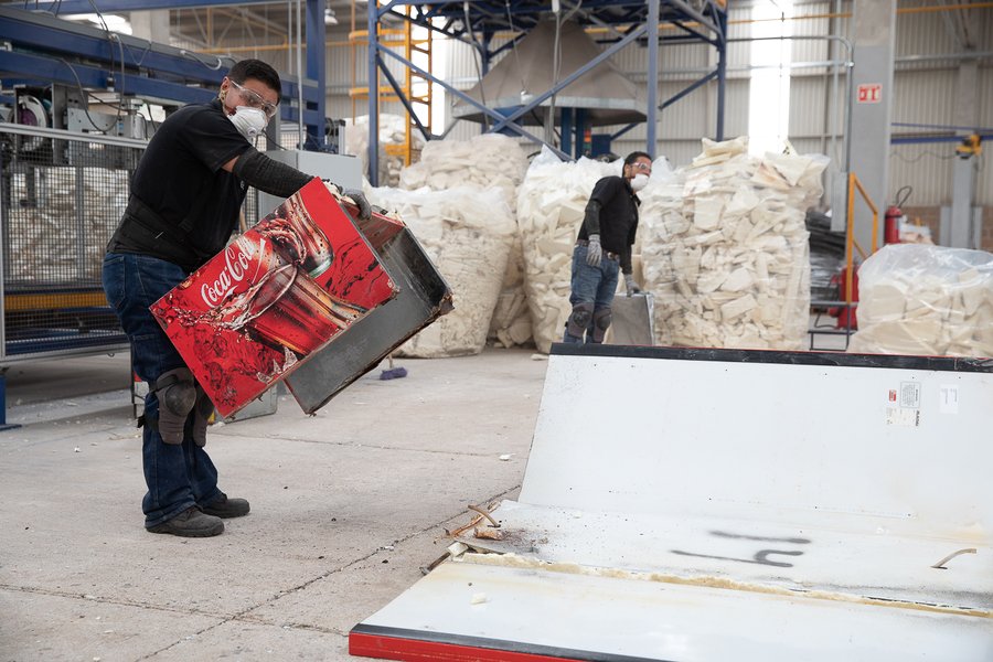 Más allá de los envases, los refrigeradores también pueden formar parte de la economía circular bit.ly/2ZgoeLK