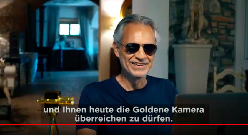 goldenekamera's tweet photo. Eine GOLDENE KAMERA geht nach Italien: Weltstar @AndreaBocelli wurde mit dem  Special Award International ausgezeichnet 🎶 #ytgkda2020 #ytgkda #youtube #goldenekamera #funkemediengruppe https://t.co/JwUNNxDaug