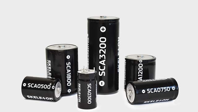 FernandoSued1's tweet photo. #SkeletonTechnologies, ha desarrollado bateria basada en #grafeno, junto con el Instituto de Tecnología de Karlsruhe, un grande de Alemania, para completar el desarrollo de #SuperBattery, innovadora con 15 -segundos tiempo de carga, #gasolina x #Energia https://t.co/YLipedewAE