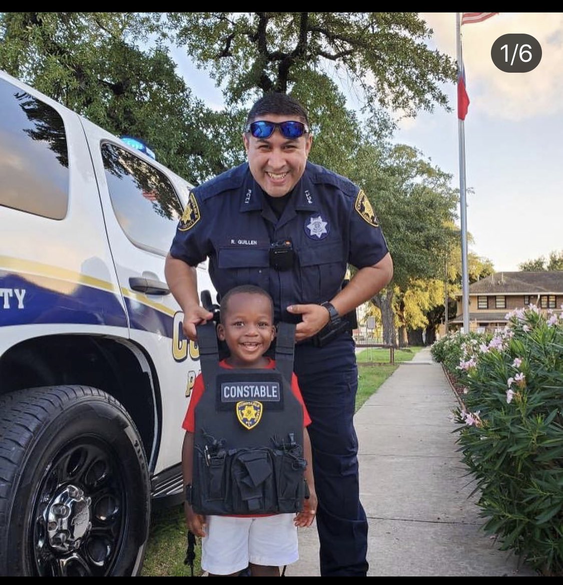 Pct1Constable's tweet photo. Happy #FirstDayofSchool to all the students out there! We know it's going to be a challenging year for all of our educators, schools, parents and students. We wish all of you a successful semester! You can do it!
📚 👨🏫👨💻👩🏫👩💻 ✏️ 🖍 #backtoschool #PCT1Kids #PCT1Community https://t.co/cF6oo2ty0B