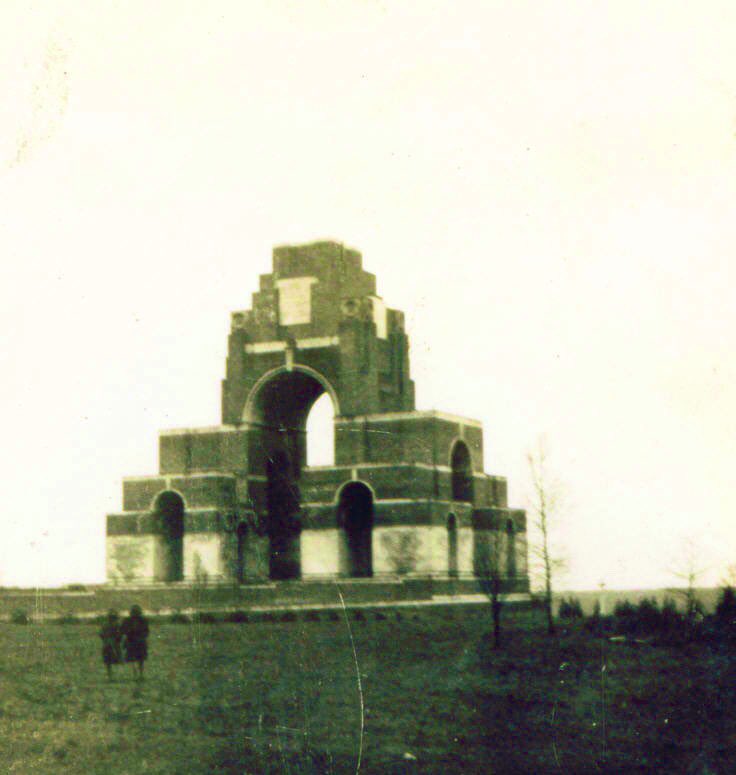 The old #Somme battlefields were liberated around this time in September 1944. This photo was taken by a British soldier as the Thiepval Memorial was liberated. “We were entering the battlefields of our father’s war” as one veteran put it. #WW1 meets #WW2.