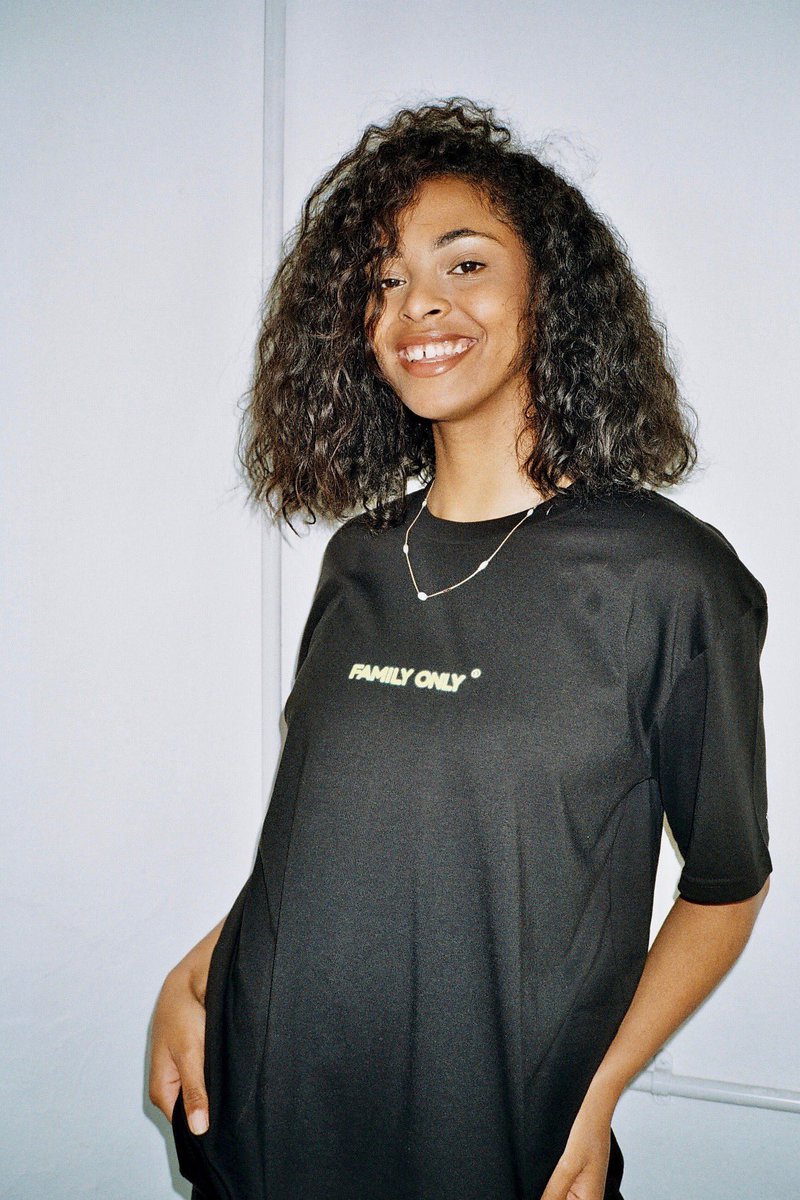 FAMILY ONLY 👨‍👩‍👧‍👦
OUT ON FRIDAY 10AM