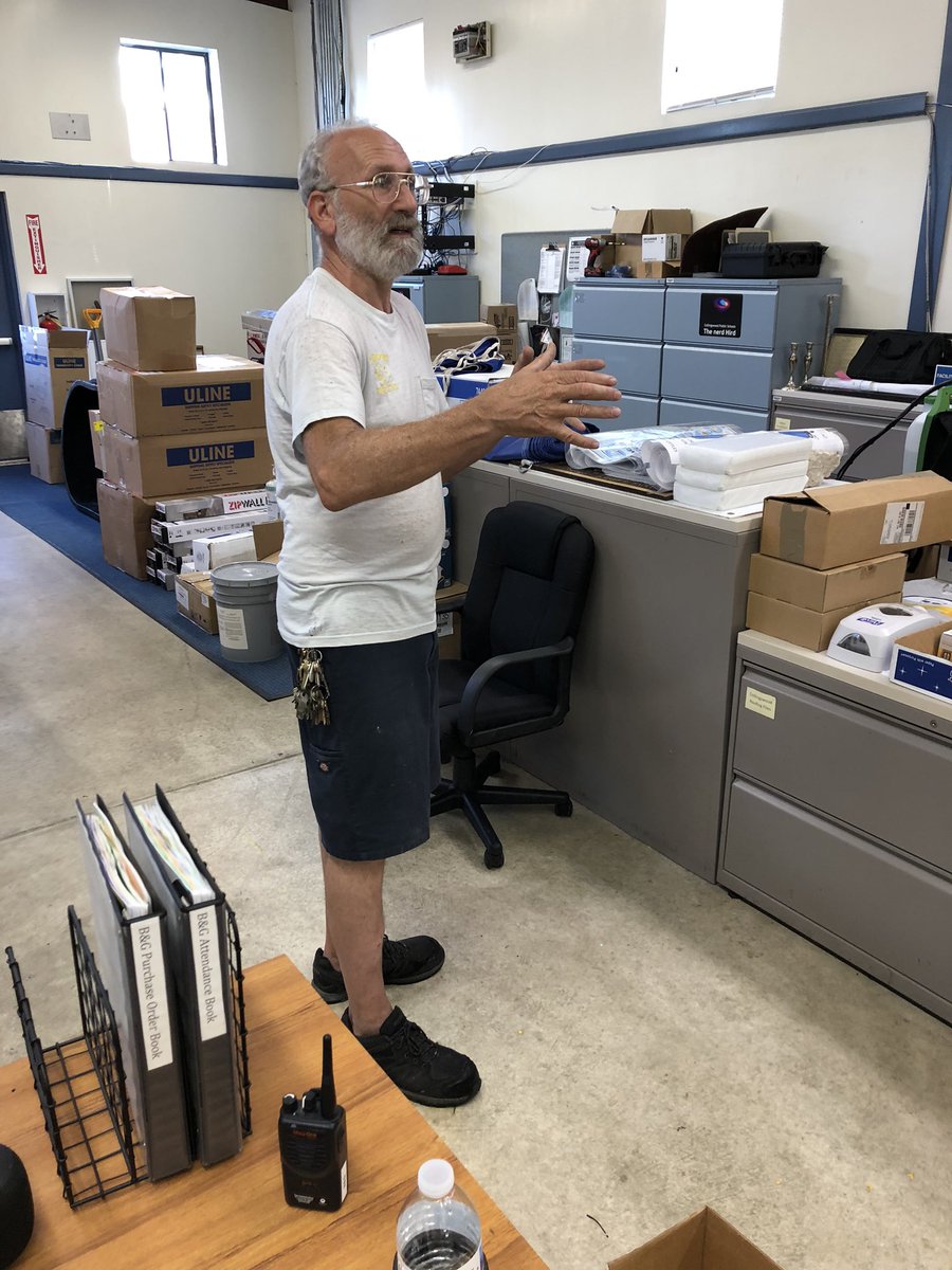 cps_BG's tweet photo. Wow, have a look at Mr. Buccilli in shorts today https://t.co/gcs4bozjq8