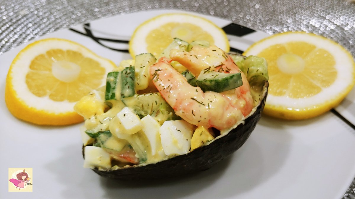 SHRIMP SALAD IN AVOCADO SHELL. HEALTHY, NO MAYO.
CHECK THE LINK FOR THE RECIPE: youtu.be/a9rgCaGhR2w
#shrimpsalad, #shrimprecipe, #seafood, #healthysalad, #Foodie, #Foodies, #RecipeOfTheDay, #EasyRecipes, #YouTuber, #HealthyRecipes, #healthylifestyle , #recipe