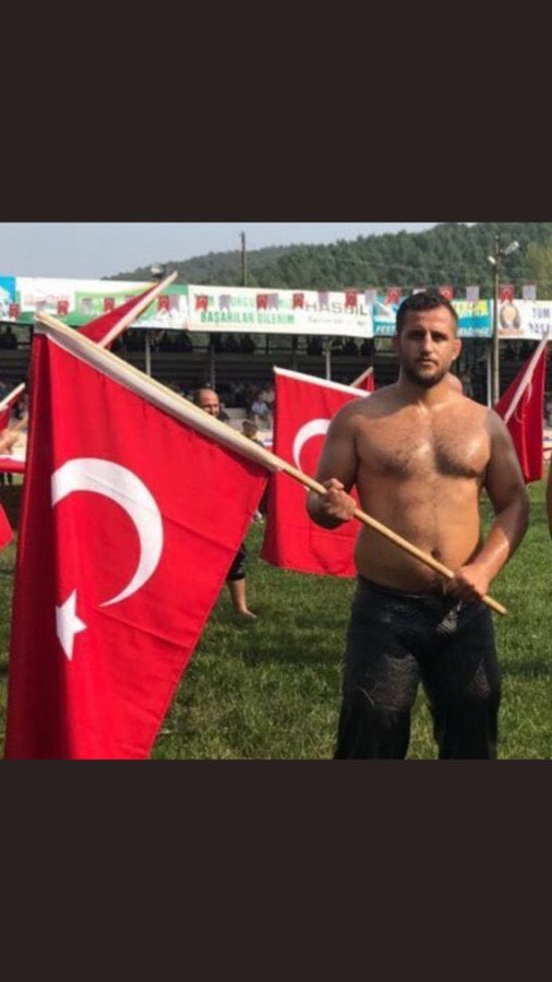 KokceOlcay's tweet photo. #HakkıYalnızDegildir 
@RTErdogan @MevlutCavusoglu @kemalcelik007 @adalet_bakanlik @fuatoktay @hamzayerlikaya 
#HakkıYalnızDegildir https://t.co/sjKMhjCZpV