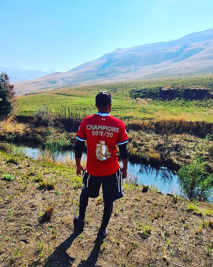TheRedScousZA's tweet photo. Took these shirts for a spin this weekend, reckon they looked and felt pretty good 😉
#southafricanreds #LiverpoolJohannesburg #LiverpoolJHB  #southafricanreds #RedScouZAs🔴 #YNWA #LFC  #Liverpool #eplchampions2019 #nikelfc #stadiumkit #lfctrainingkit #nike #justdoit #tellusnever https://t.co/BWrmdu7FUi