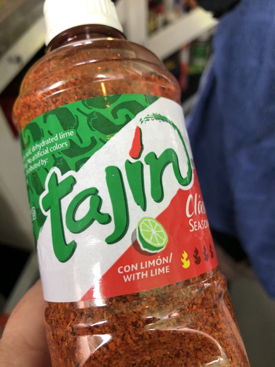 Rather addictive #tajin seasoning certainly adds a sparkle to our elote nachos. MrsP loves to sprinkle it on watermelon &amp; we have it on good authority it’s equally amazing in mango! #loadednachos