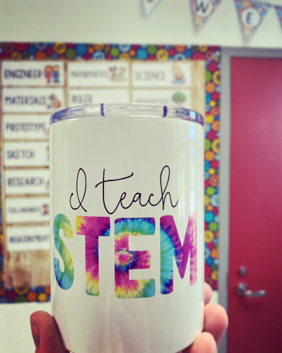 KellysSTEMkids's tweet photo. #Crowleyfirstday Happy first day of school! My tumbler came in just in time. πβ€οΈπ https://t.co/qR1K4NsbU7