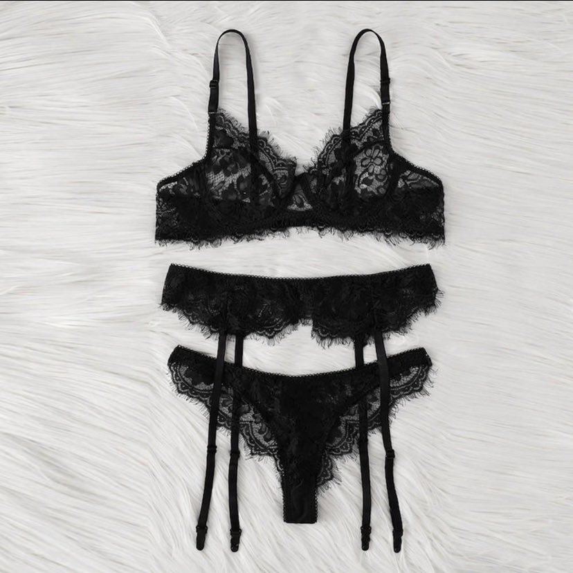 venesintimates's tweet photo. Shop Our 

 “Venes In Capricorn” 

3PC Sexy Lace Lingerie Set 

❕ONLY❕
🤍$16.00 🤍 
#ShipsFast #OrderNow #PurchaseToday #LinkInBio 

🖤https://t.co/ec2rWJQMDm 🖤

#shopnow #onlinelingerie #venesintimates #intimates #lingerieonline #lingerieshop #lingeriemodel #lingerieset https://t.co/UiGCsBCb8H