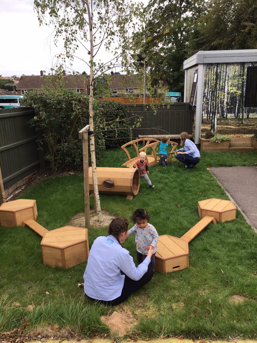 SPFNurseriesEY's tweet photo. The children at Dame Bradbury’s Nursery are very excited to explore our new outside play equipment! @SPFSchools @DameBradburys @SPFNurseriesEY #communityplaythings https://t.co/WGJnGESzpe