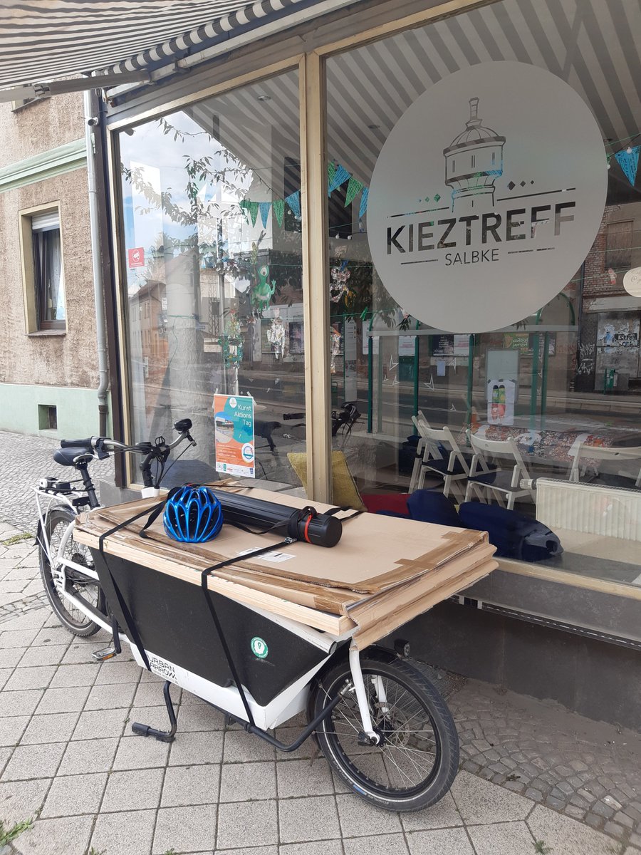 LehrstuhlEMV's tweet photo. Mit ein bisschen #LastenradTetris und zwei Spanngurten ist das alles kein Problem!

Wer braucht da noch ein Auto?

#Lastenrad #Cargobike #Verkehrswende #UrbanArrow #UtopiaLab #AutoFrei https://t.co/4iG8Mwvdhu