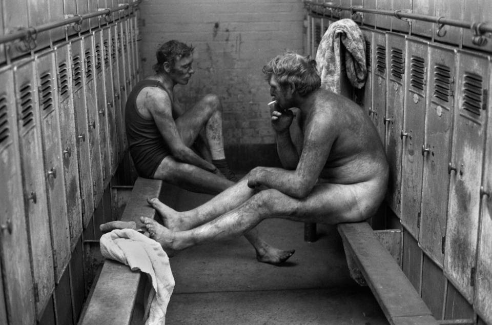 Snowdown, Kent, 1976.Albert Christian and workmate smoking in the pithead baths. There were two sides - the clean side and dirty side. Nicknamed Dante’s Inferno, Snowdown was the deepest and hottest colliery in the entire Kent coalfield.Photo  @HomerSykes