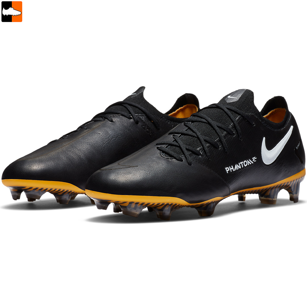 Football_Boots's tweet photo. What do you think of the Nike 2020 Tech Craft?
#nike #nikefootball #nikesoccer #phantomgt #premier2 #tiempolegend8 #mercurialvapor13 #techcraft2020 #footballboots #soccercleats https://t.co/qm9JcbzPA6