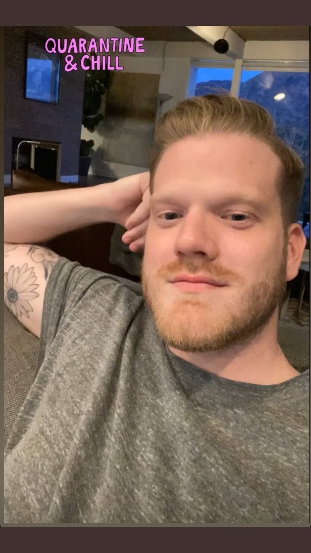 JulianaZabalaG2's tweet photo. Hola a tod@s hoy es el día 8 del #ScottMonth no sé si este numeral exista, pero ni me importa 🤷🏻♀️🥰❤️@scotthoying también es tan hermoso? 😊🥰❤️ https://t.co/VansyOF3Po