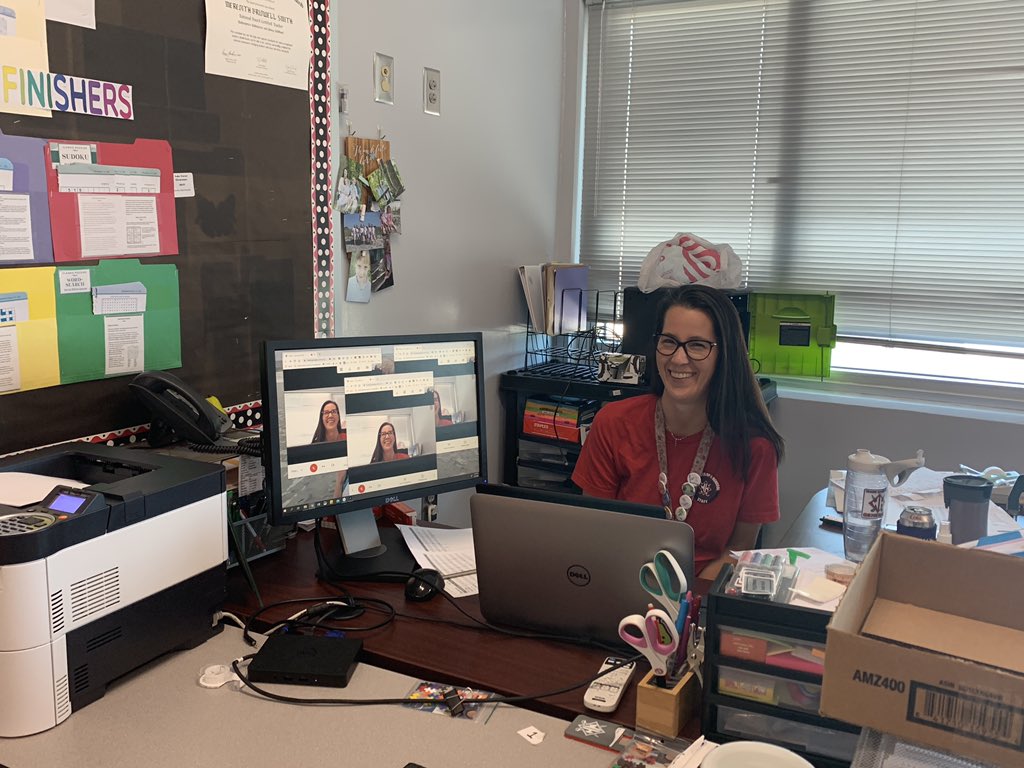 GeneralsTech's tweet photo. Wondering what virtual office hours look like? @MathCSLady is seeing triple these days while she makes herself available to all of her students at home! 💻 #LearningLikeGenerals #virtuallearning @WadeHampton_HS https://t.co/3qF4Tc4RZj