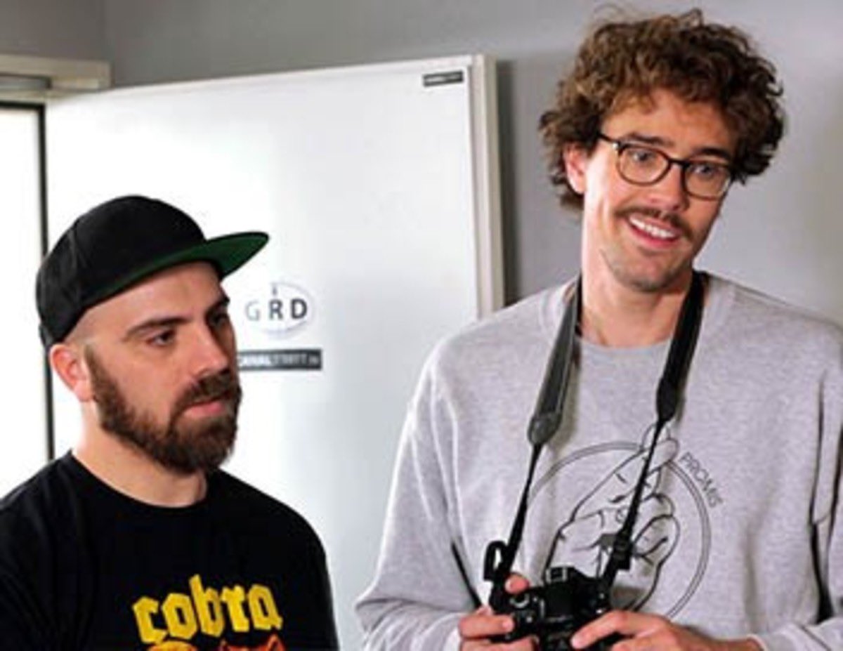 gedezaid's tweet photo. « Gnagnagna @MisterVonline le premier YouTubeur à devenir rappeur » 
Arrêtez d’être des moutons de la société 
#NousSachons https://t.co/3v9XwjWZtz