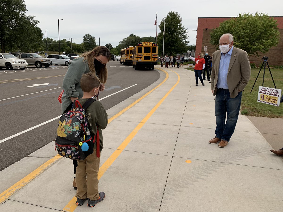 GovTimWalz's tweet photo. As a classroom teacher for 20+ years, the first day of school is my favorite day of the year. It's incredible to see the ways our educators and parents are keeping students safe amid COVID-19. Thank you to the Wyoming Wildcats for letting me join you—from a distance—this morning. https://t.co/2wAxLGSbQ1