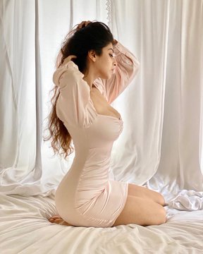 CinemaBazzar's tweet photo. Actress #sonarikabhadoria  hot stills 

Click for hot stills: https://t.co/1X79Ua4joY

#Actresshot #hot #stills #ActressHotPhotos #Actress https://t.co/1RKZqR1oLR