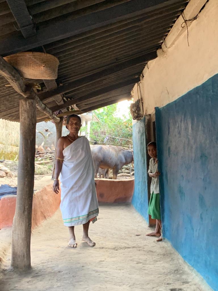 From Hunter Gatherers to Coffee Estate owners was a transformation these tribals essayed without losing their souls. Thanks to  @naandi_india using one non-Negotiable trait - TRUST. And, they reciprocated with Unconditional Trust. (8/n)