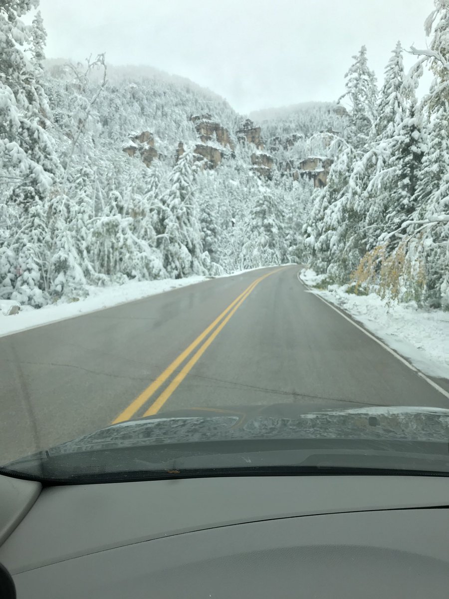 RCAreaEng's tweet image. Another beautiful sight in Spearfish Canyon. Crews were out early this morning plowing for the first time this season ⁦@SouthDakotaDOT⁩
