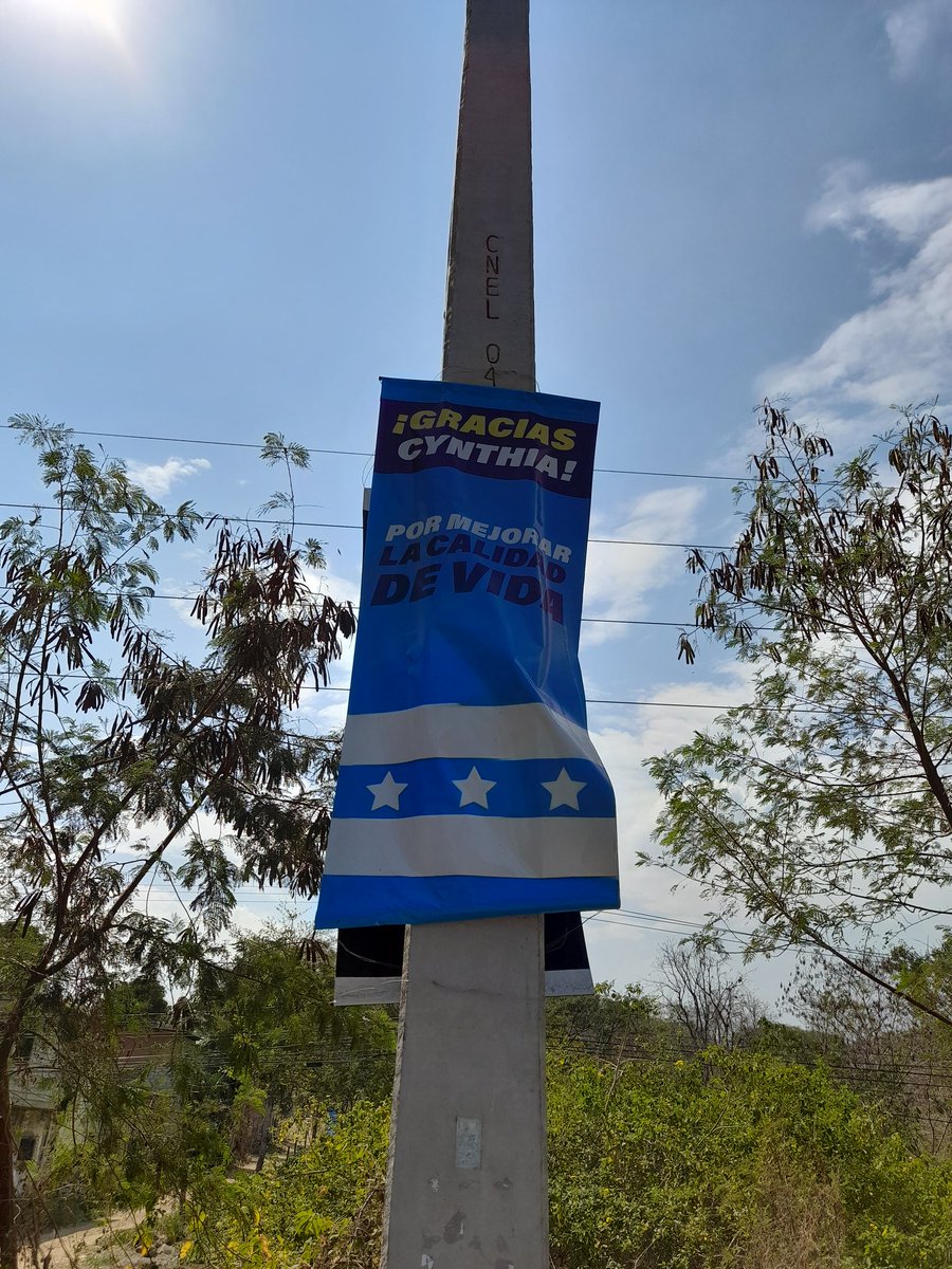 CynthiaMarisc11's tweet photo. ¡¡mentiraaas!! Cómo pueden ofrecer progresos en obras que dejan inconclusas desde el 2019. #BastaYa @interagua @cynthiaviteri @Aeropuerto_AAG @alcaldiagye @Urb_ViaLaCosta @comunidadgye https://t.co/o9jDHQd1PI