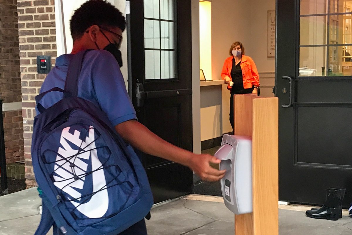 UnivSchool's tweet photo. Welcome back, Preppers! We are excited to have students back on our reimagined campus. Things may look a little different this year, but the heart of University School is our community gathering together. https://t.co/y8ru7SbowU