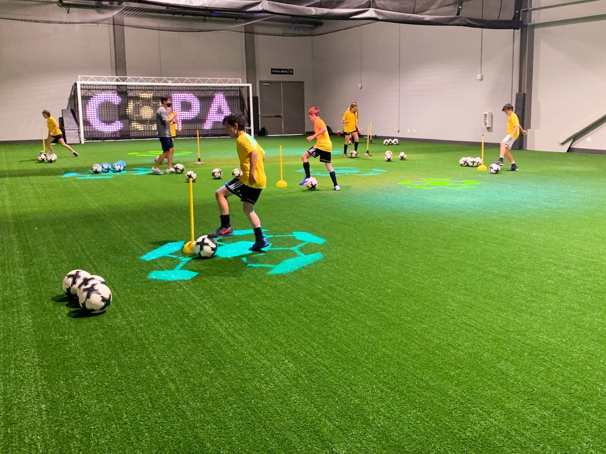 copastc's tweet photo. A little bit of individualized BALL MASTERY work before heading to goal! 👏
•
•
#copastc #training #powergoal https://t.co/B2rId8xvut