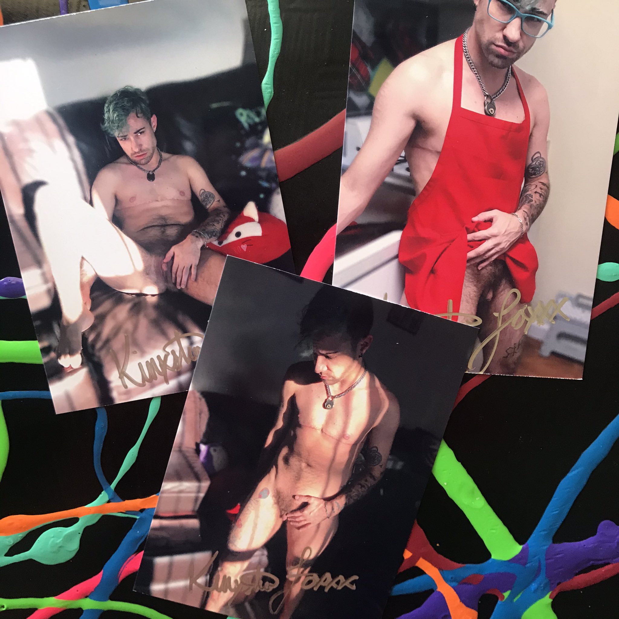 Giveaway!! I’m mailing out just 3 autographed pics to 3 lucky fans!
RT&?? for your chance to win!

Winner